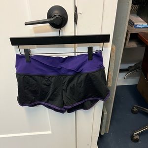 Size 6 lululemon shorts